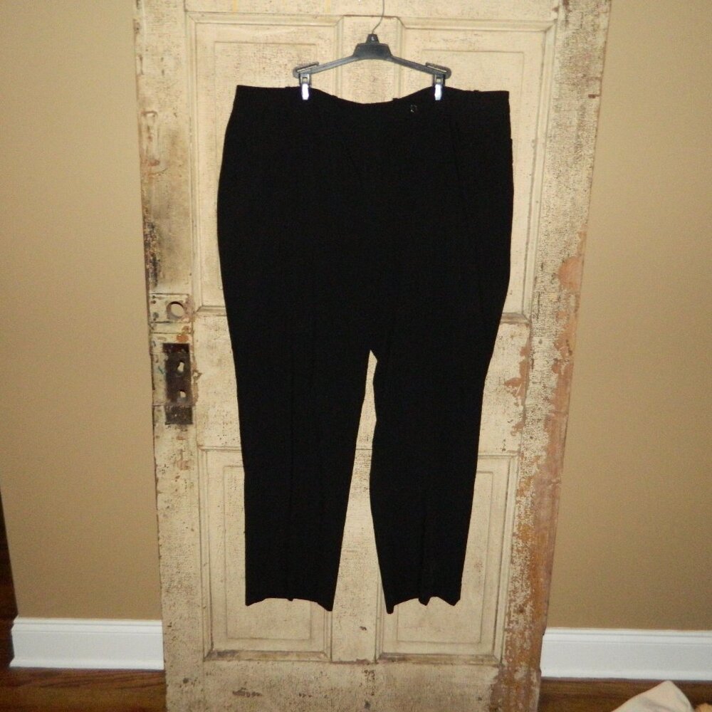 Calvin Klein Modern Fit Career Pants Size 20W (F-44)
